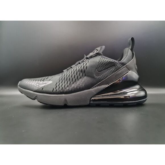 Nike Air Max 270. TRIPLE BLACK. SIZE 10 - AH8050-005 main image 5